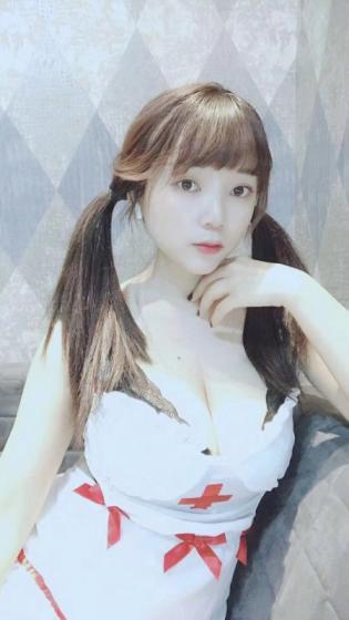 夫子庙巨乳制服控妹子 第2张
