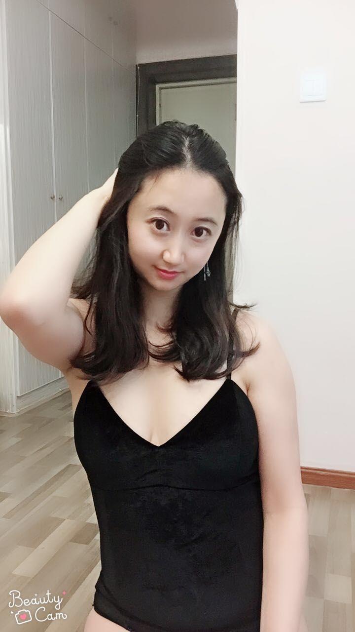 成都市中心约大屁股、热情素颜美女 第2张
