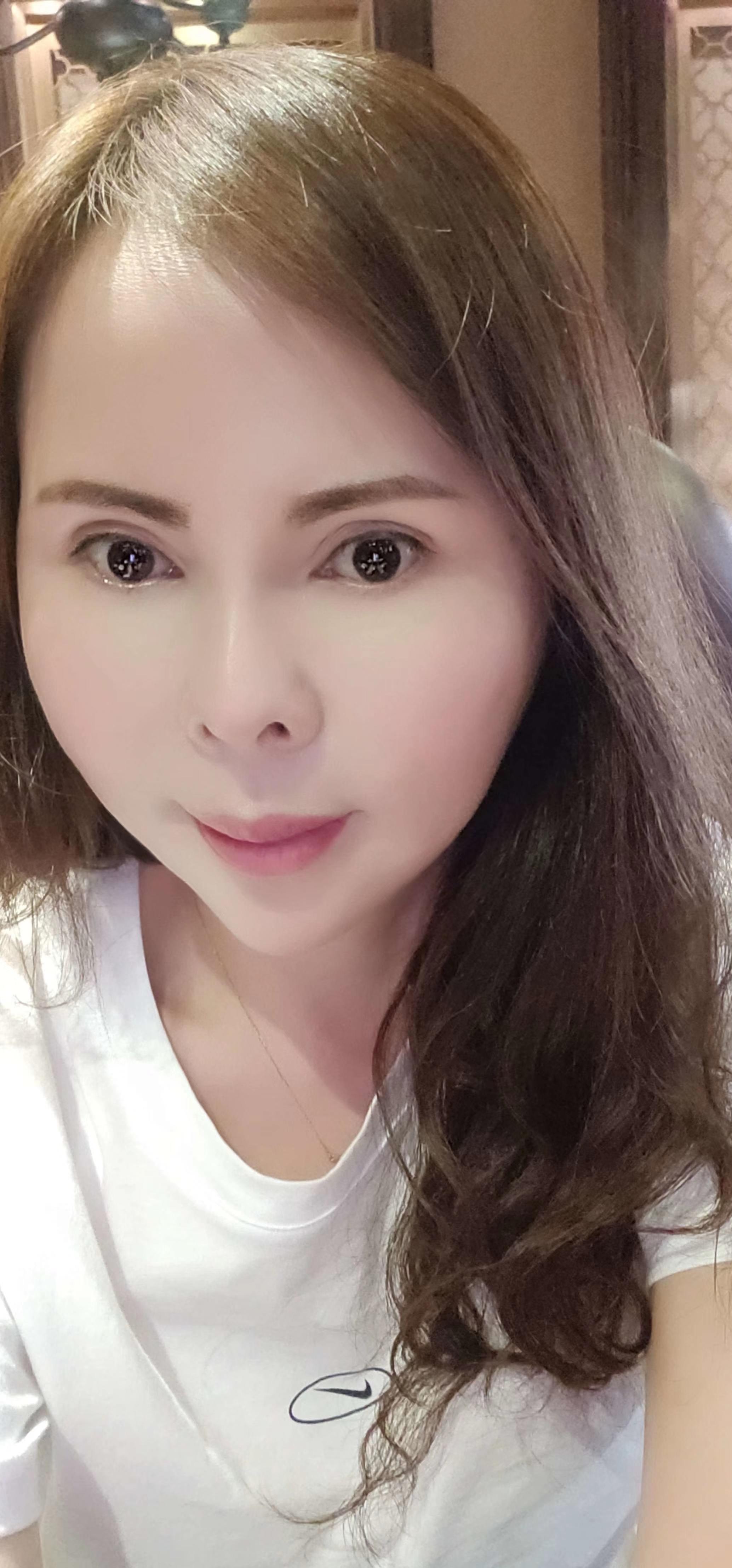 火车北站约战大胸妹子 第1张