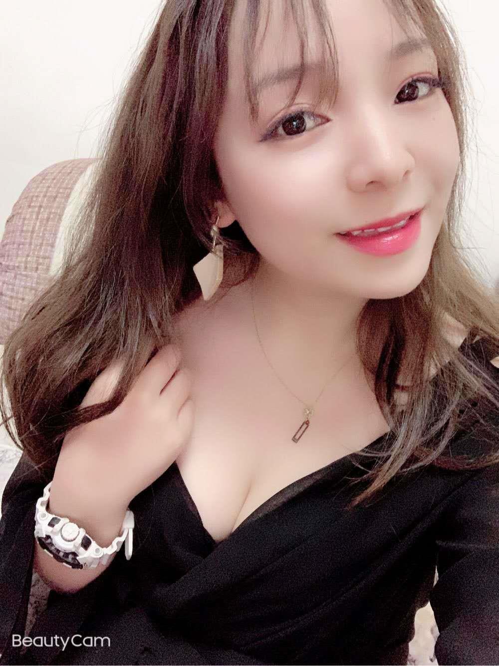 最近精虫上脑，忍不住又去干了个小骚妹 第3张