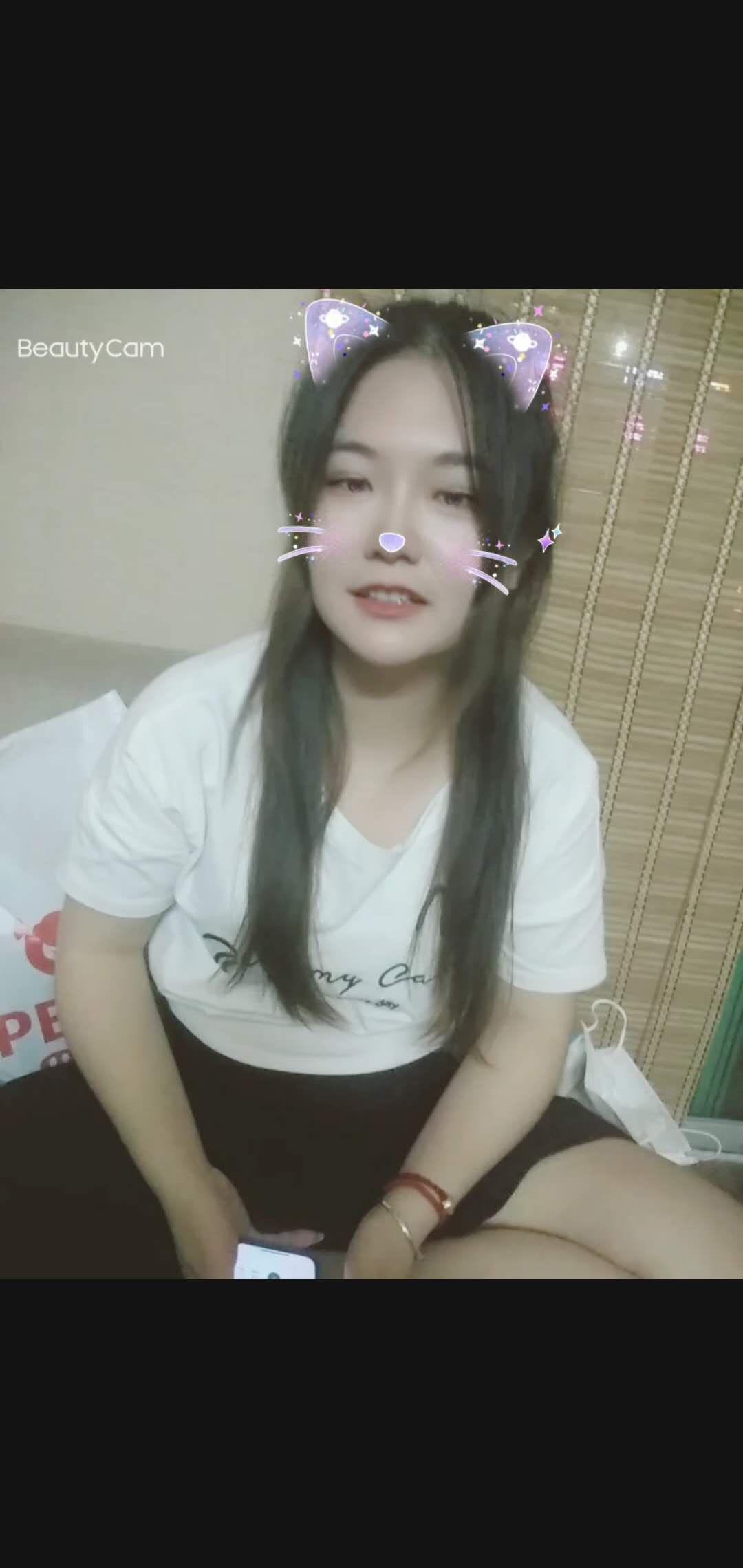 民治00后小嫩妹性价比还不错 第2张