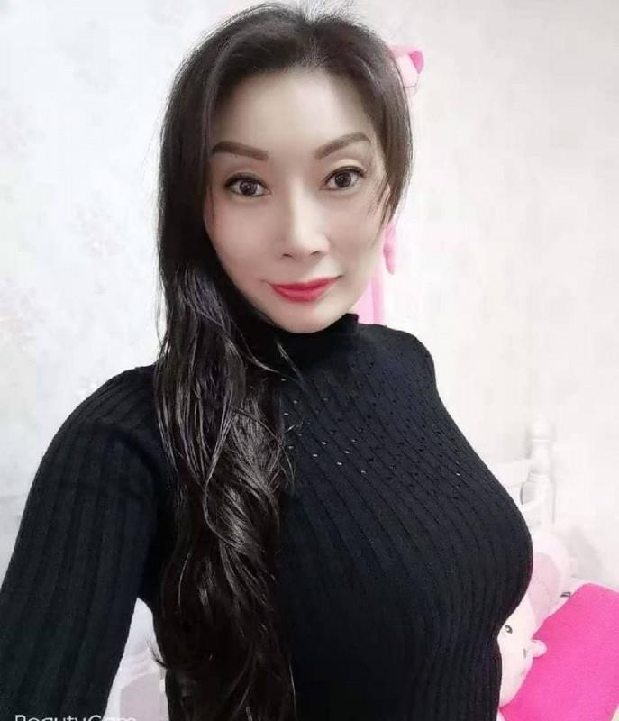 人妻下海 第1张