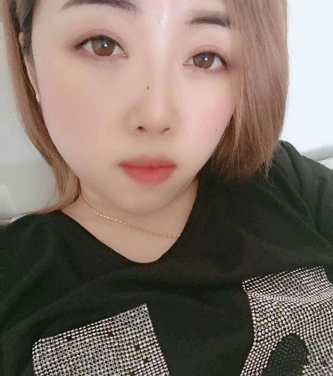 声音好听的大胸妹子 第2张