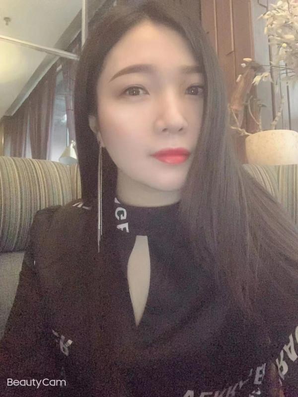 中华城少妇 第1张
