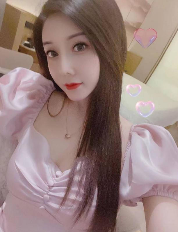 性感大胸桃子姐姐 第2张