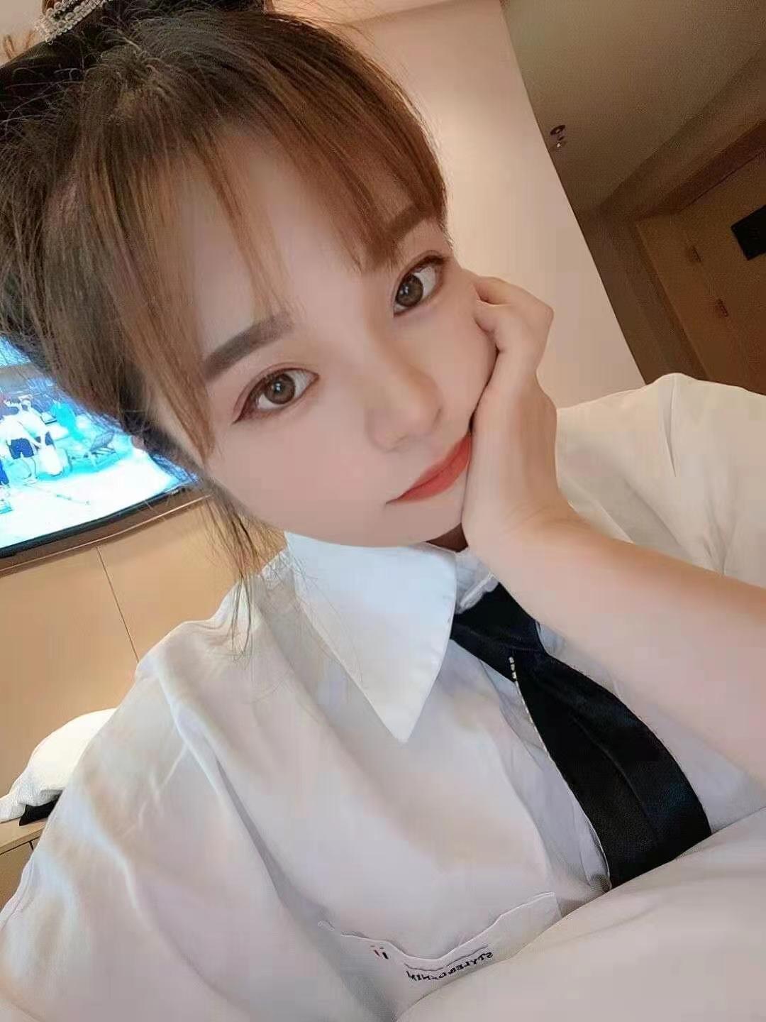 青山湖妹子 第1张