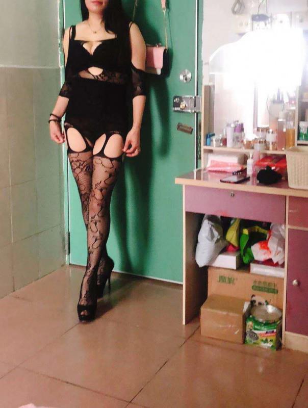 特色菜少妇后花园 第2张