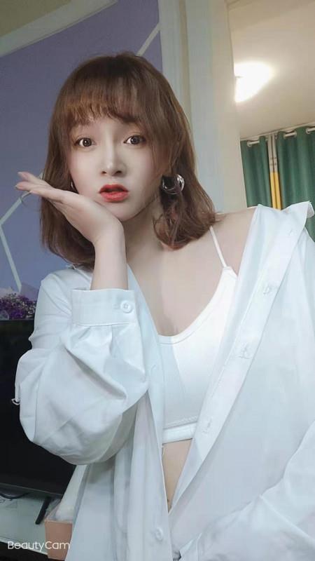 少妇莉莉 第1张