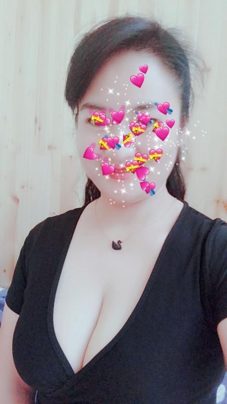 静安很会玩的大奶熟女，骚得别有一番风味 第1张