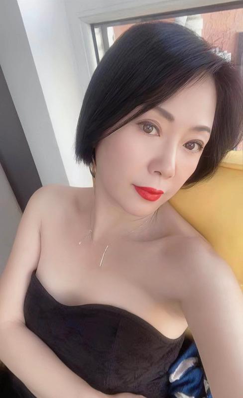 盘龙区少妇梦梦 第1张