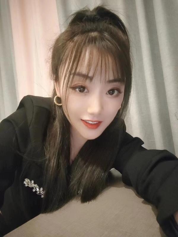 长沙比较骚的玲珑妹子 第1张