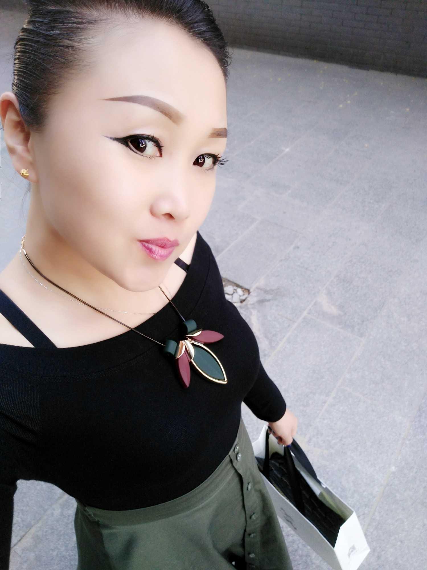 龙华区激情小少妇，刚离婚来海口，真实刺激 第1张