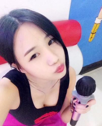 亲自体验年轻妹子 第3张