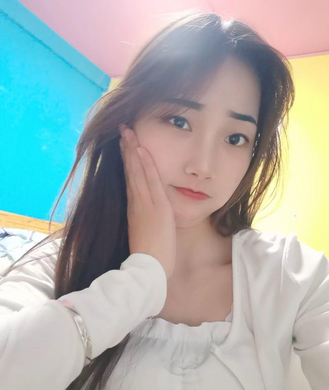 一个年轻的妹子,身材服务都很好 第3张
