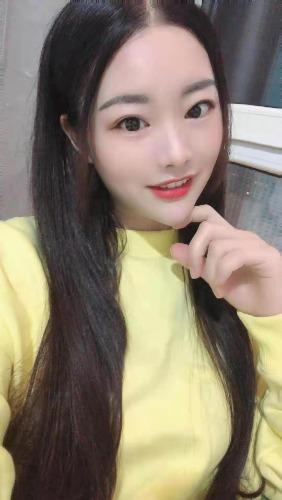 唐延路年轻肤白妹子 第2张