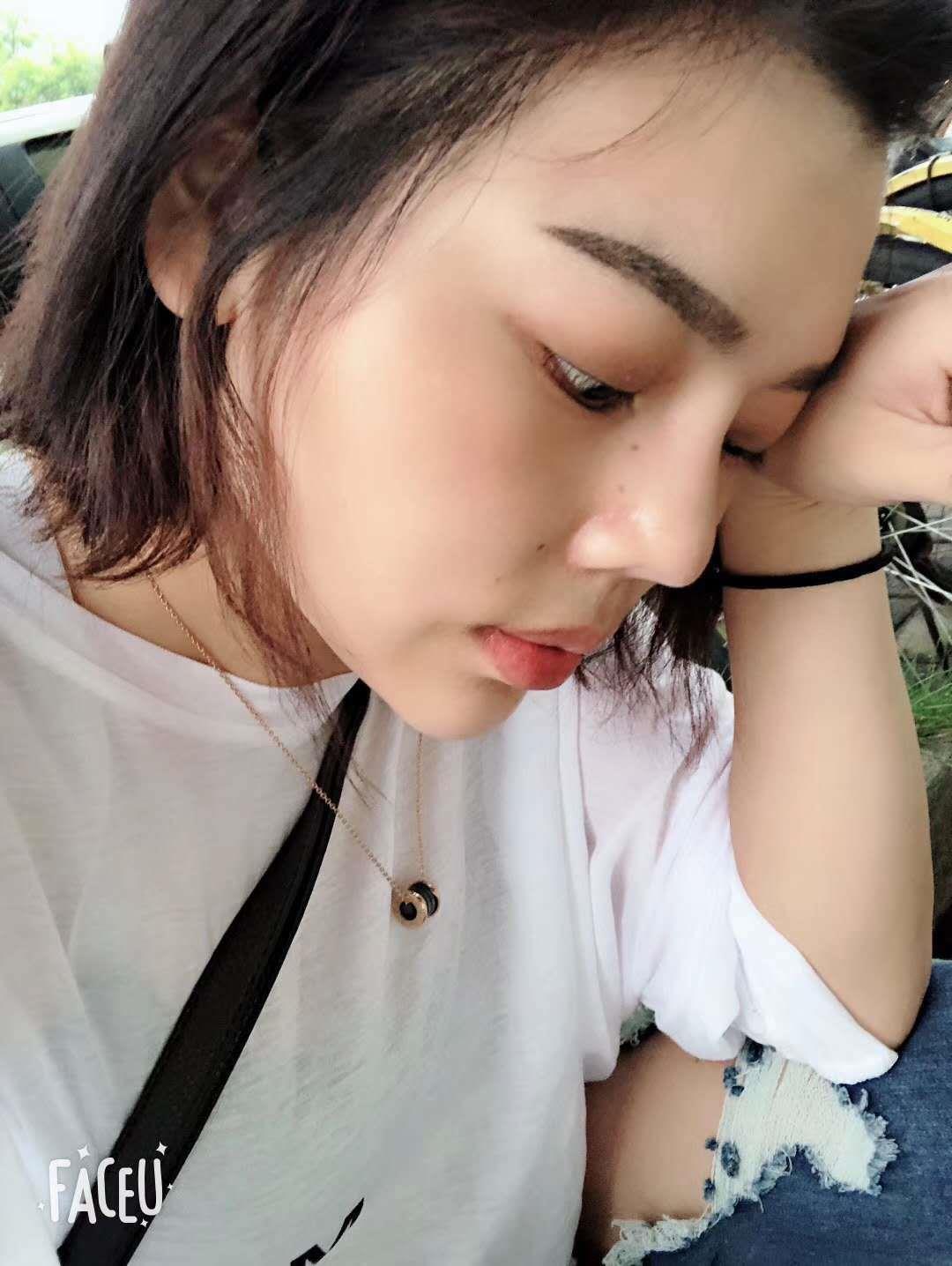 绝对良家90后，我经常约的，只是要提前，她要带孩子，要提前约。 第3张