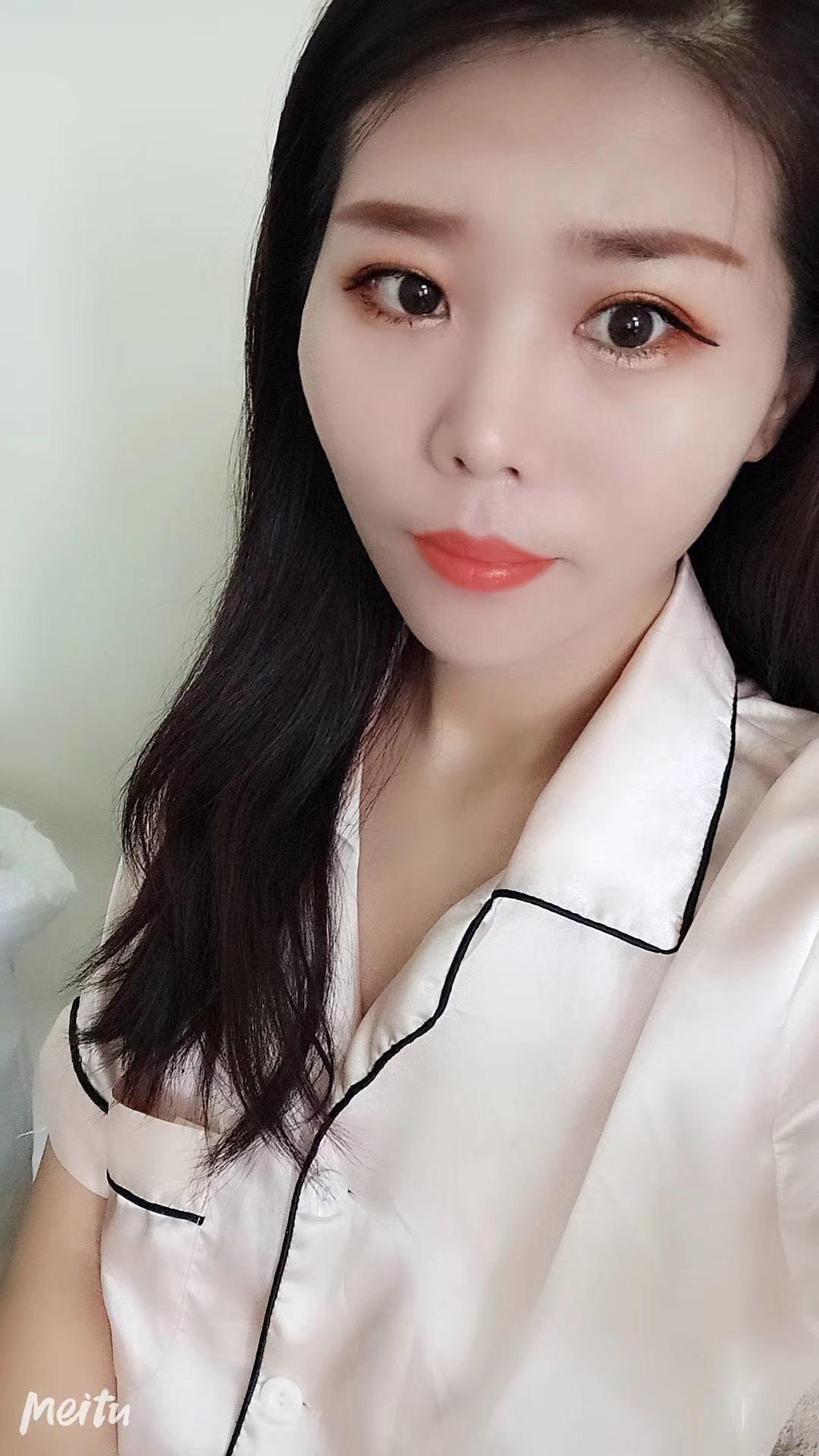山东气质OL小姐姐——硕硕 第4张