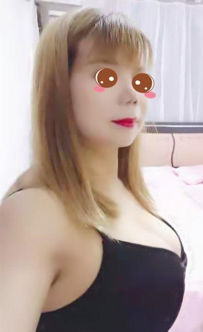 江泰路大波少妇巧儿 第1张