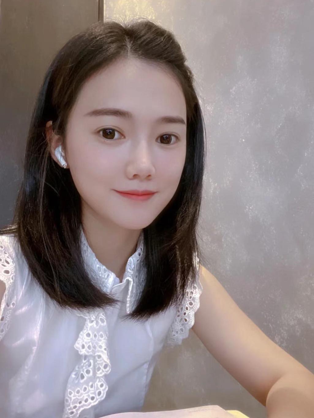 芙蓉区体验前凸后翘小姐姐，服务不错 第2张